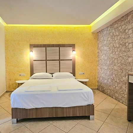 Minos Boutique Hotel อาเยียกาลินี ภายนอก รูปภาพ