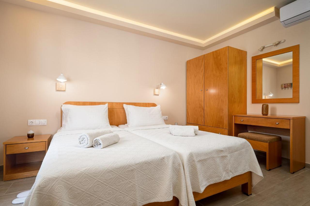 Minos Boutique Hotel อาเยียกาลินี ภายนอก รูปภาพ