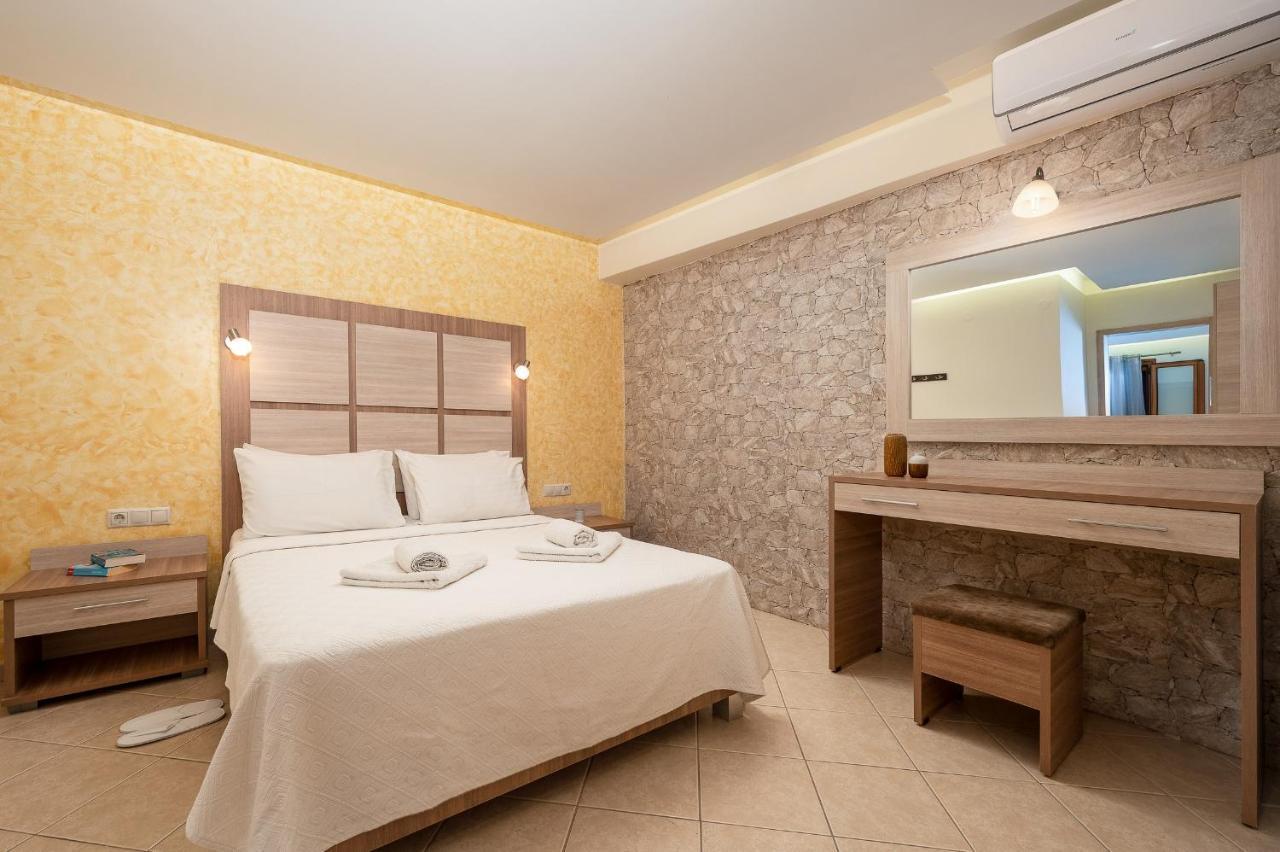 Minos Boutique Hotel อาเยียกาลินี ภายนอก รูปภาพ