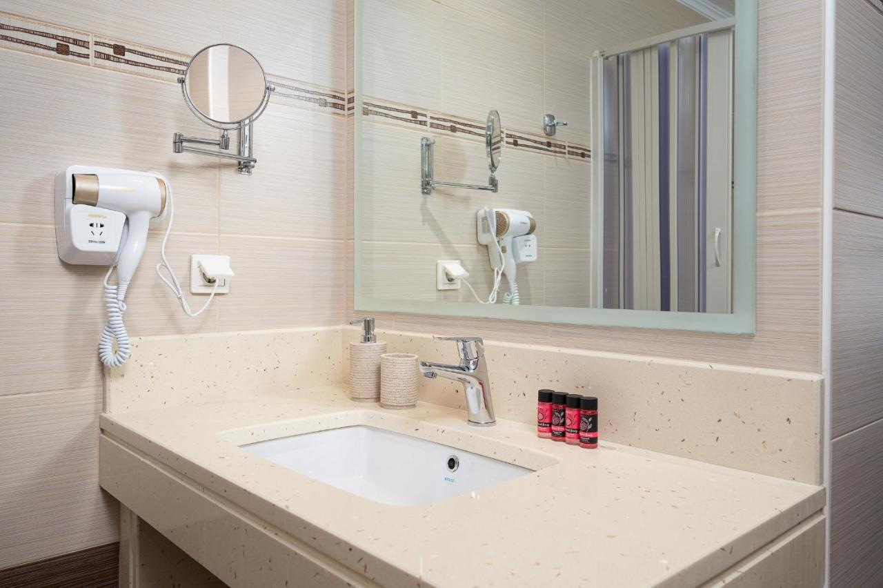 Minos Boutique Hotel อาเยียกาลินี ภายนอก รูปภาพ